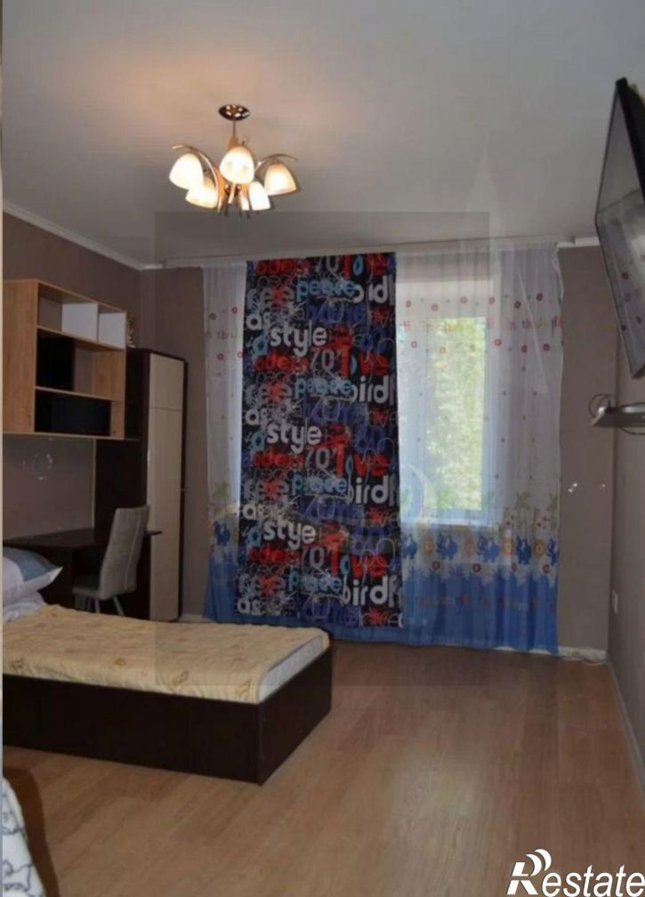 2-комн квартира Максима Горького наб, 49а