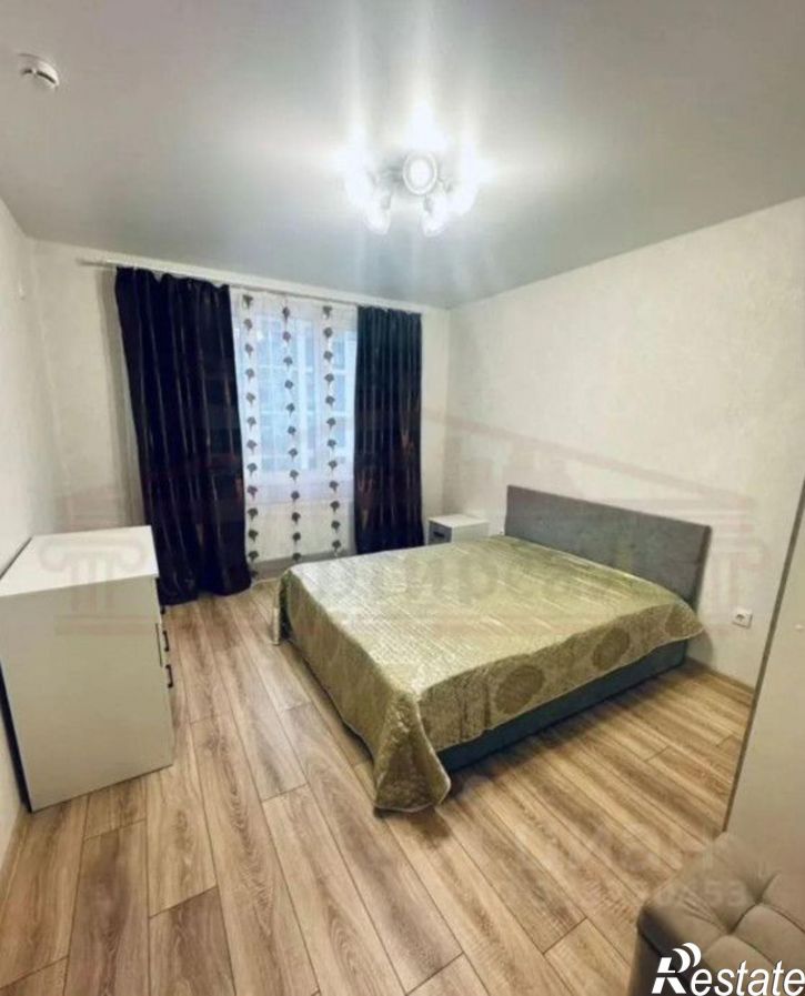 2-комн квартира ул Загоровского, 7 4,  д. 7 4,  к. 4