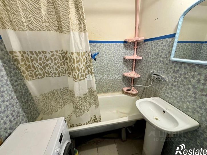 2-комн квартира ул 45 стрелковой дивизии, 223,  д. 223