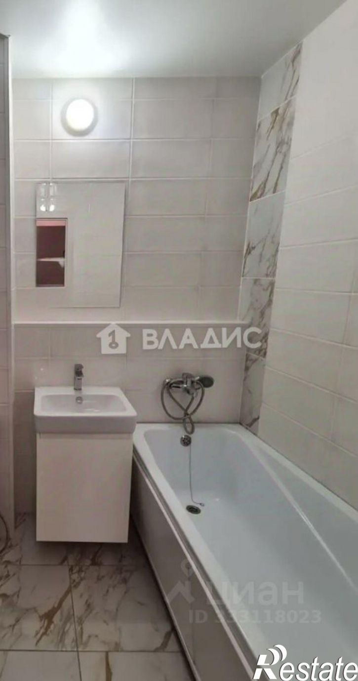 2-комн квартира ул Шишкова, 144В,  д. 144В