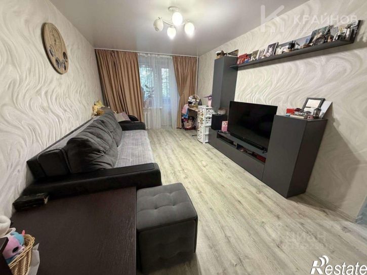 3-комн квартира ул Южно-Моравская, 72,  д. 72