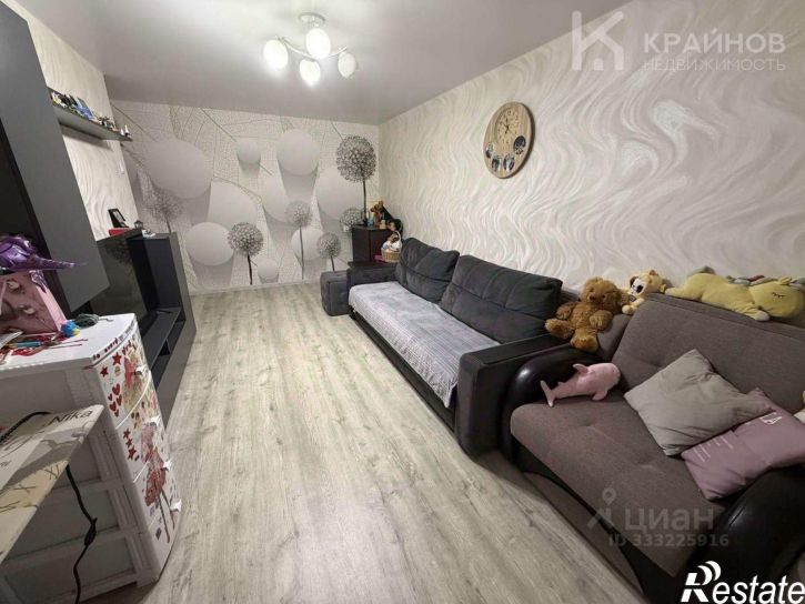 3-комн квартира ул Южно-Моравская, 72,  д. 72