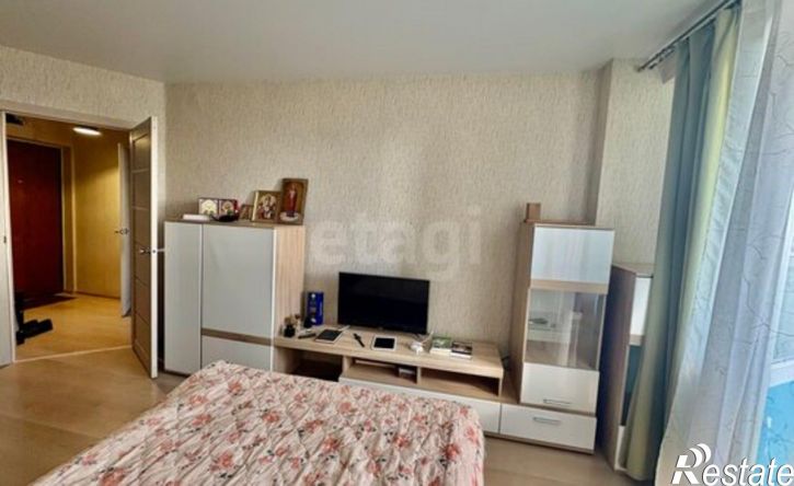 1-комн квартира б-р Победы, 42,  д. 42