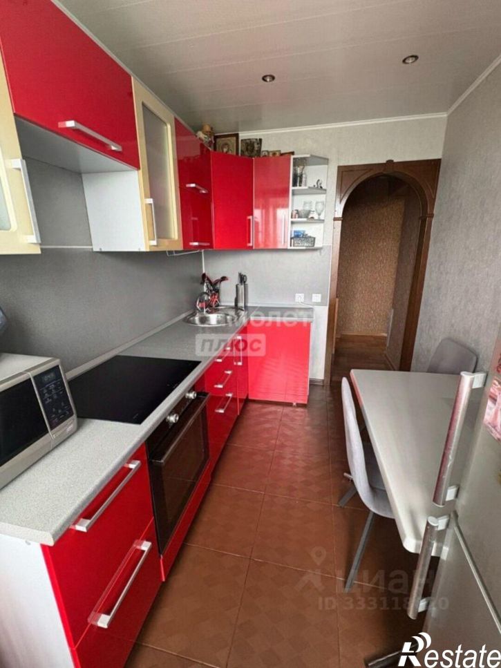 3-комн квартира ул Хользунова, 100,  д. 100