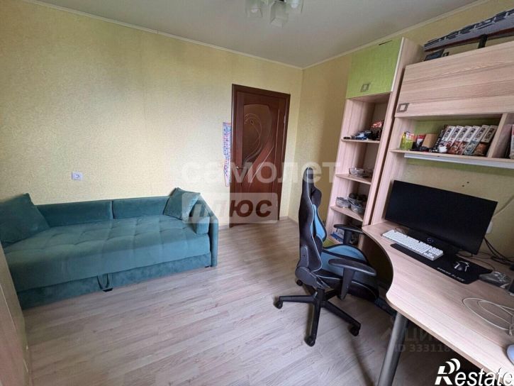 3-комн квартира ул Хользунова, 100,  д. 100