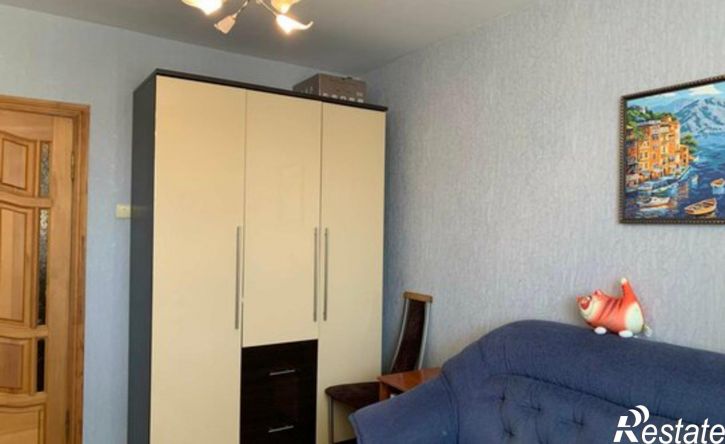 4-комн квартира б-р Победы, 13,  д. 13