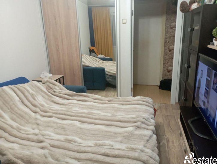 2-комн квартира ул Космонавта Комарова, 5,  д. 5