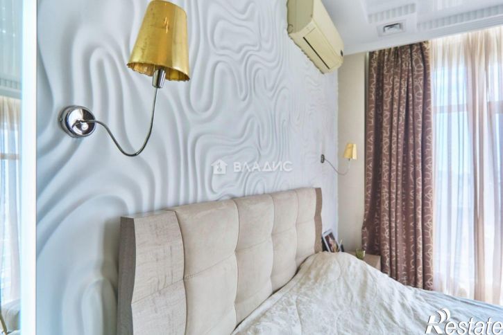 6-комн квартира ул Платонова, 11,  д. 11