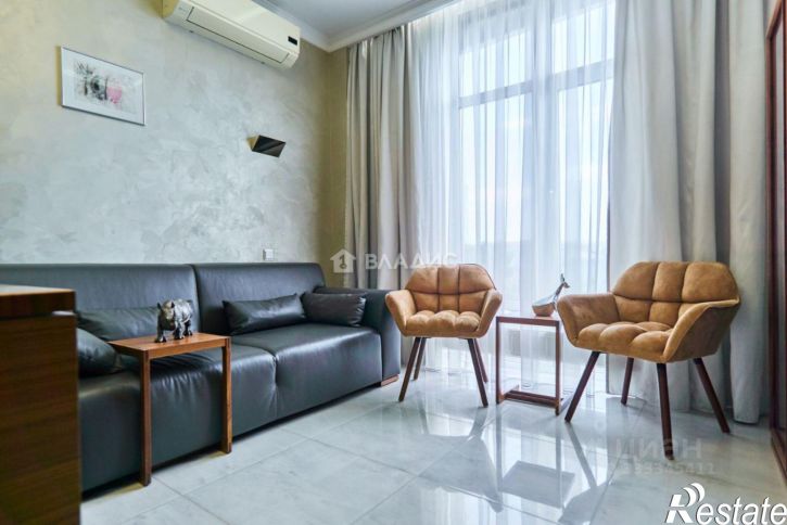 6-комн квартира ул Платонова, 11,  д. 11