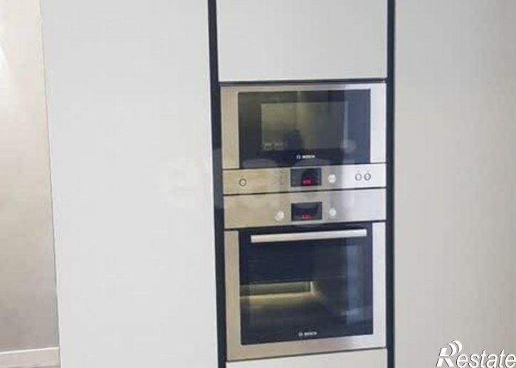 3-комн квартира пр-кт Патриотов, 1е,  д. 1е