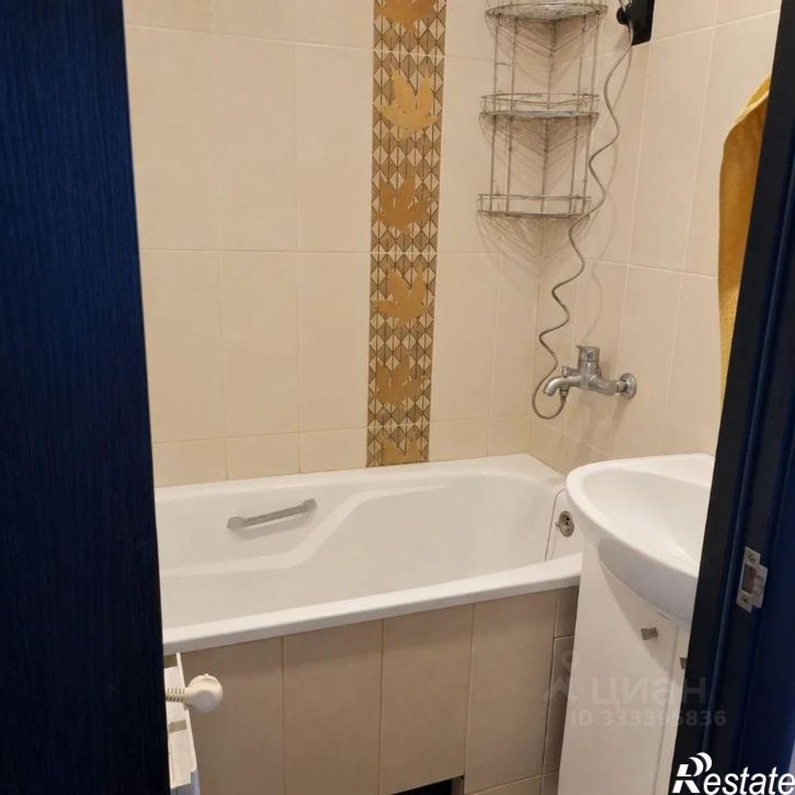 3-комн квартира ул Маршала Одинцова, 2,  д. 2