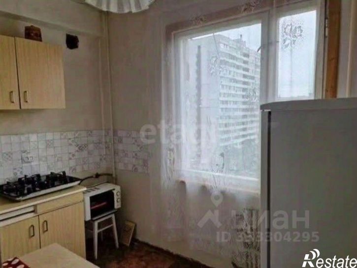 3-комн квартира ул 232 Стрелковой дивизии, 6,  д. 6