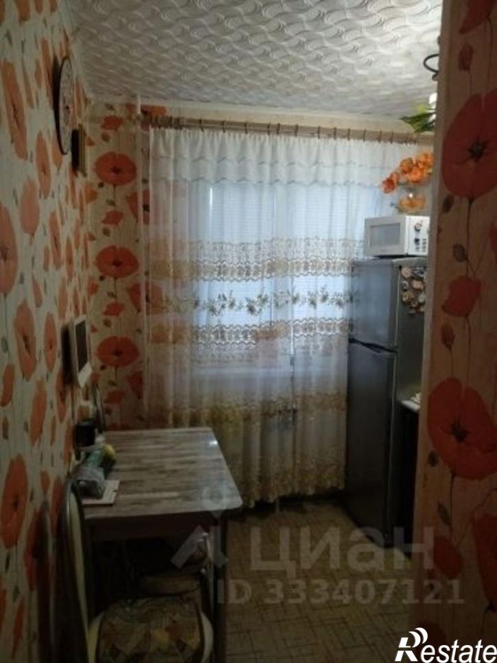 2-комн квартира ул Космонавта Комарова, 5,  д. 5