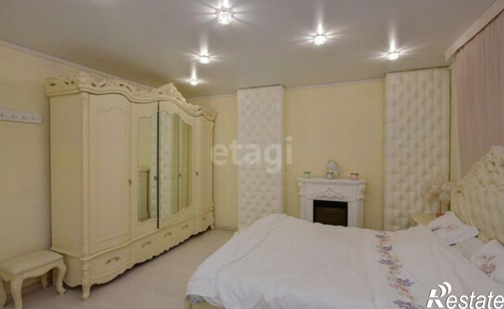 2-комн квартира б-р Победы, 42,  д. 42