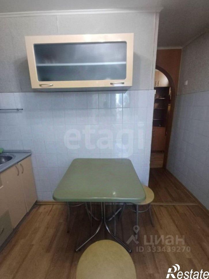 2-комн квартира ул Космонавта Комарова, 2,  д. 2
