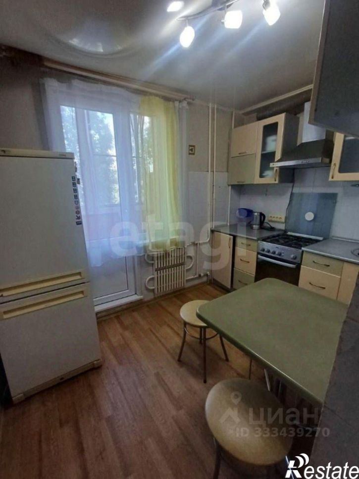 2-комн квартира ул Космонавта Комарова, 2,  д. 2