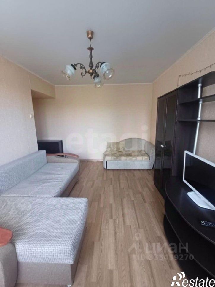 2-комн квартира ул Космонавта Комарова, 2,  д. 2