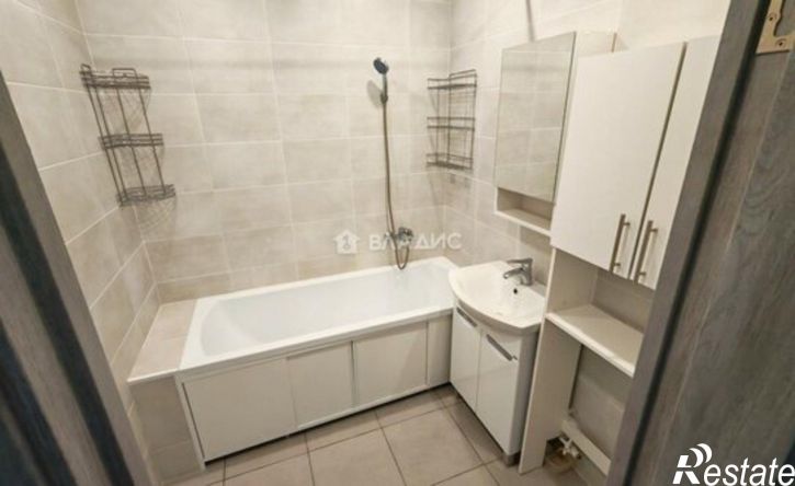 2-комн квартира пр-кт Труда, 93 2,  д. 93 2,  к. 2