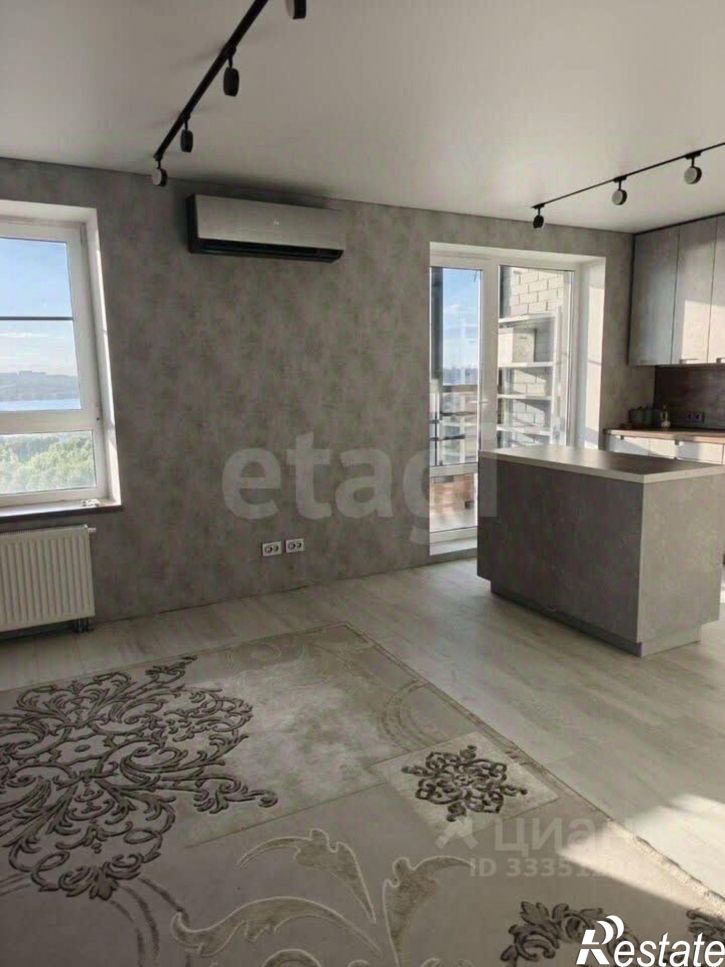 3-комн квартира ул Суворова, 122д,  д. 122д