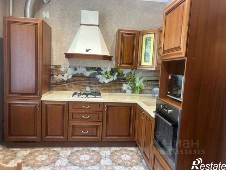 3-комн квартира ул Сакко и Ванцетти, 80а,  д. 80а