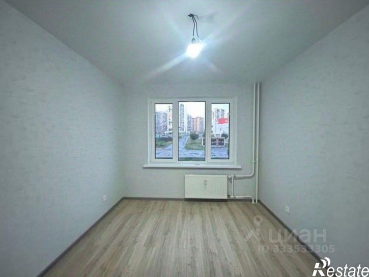 3-комн квартира ул Острогожская, 164/1,  д. 164/1