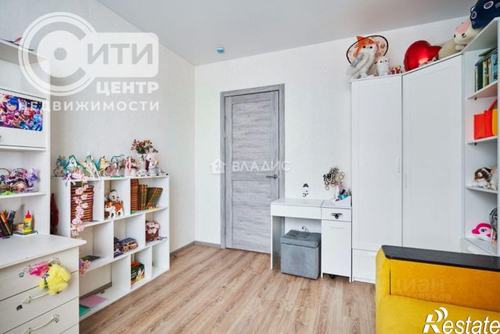 3-комн квартира ул Загоровского, 13 2,  д. 13 2,  к. 2