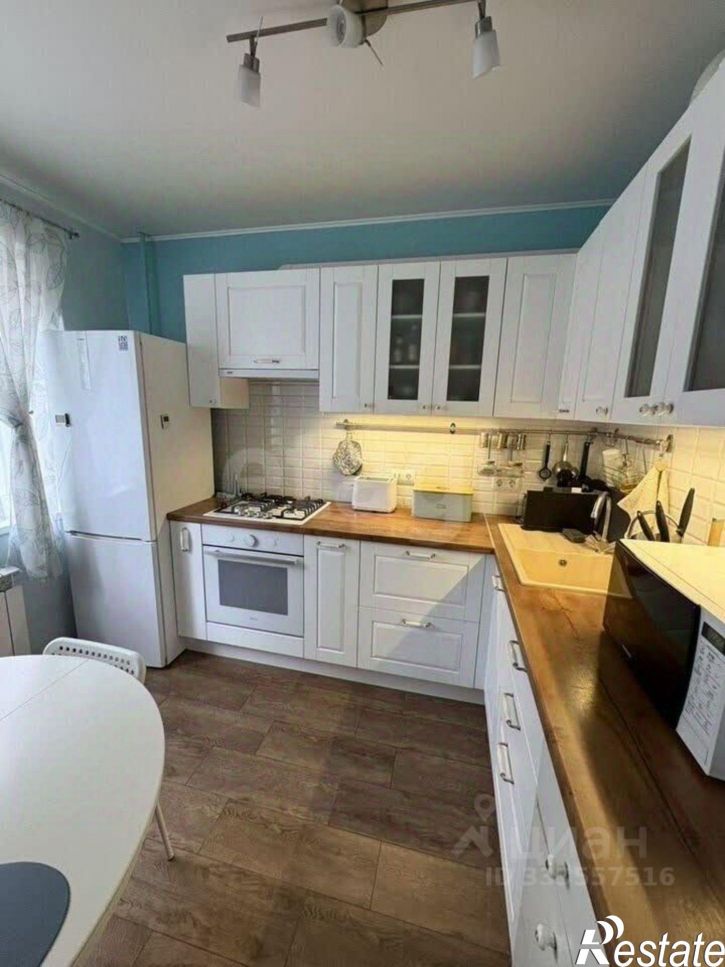 3-комн квартира ул Южно-Моравская, 11,  д. 11