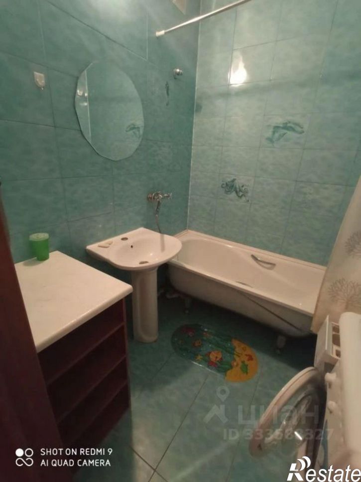 2-комн квартира ул 40 лет Октября, 8,  д. 8