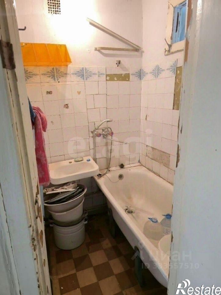 3-комн квартира улица Путилина, 1,  д. 1