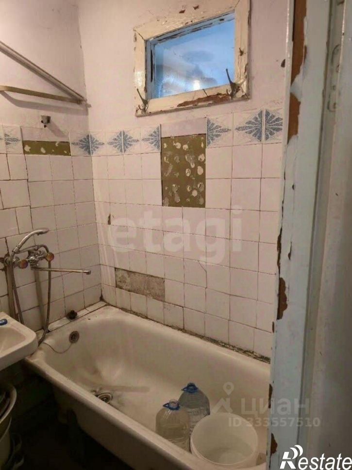 3-комн квартира улица Путилина, 1,  д. 1
