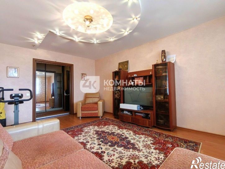 2-комн квартира улица Красных Зорь, 38,  д. 38