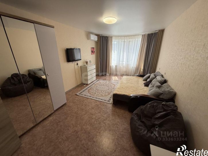 1-комн квартира улица Коренцова, 11,  д. 11