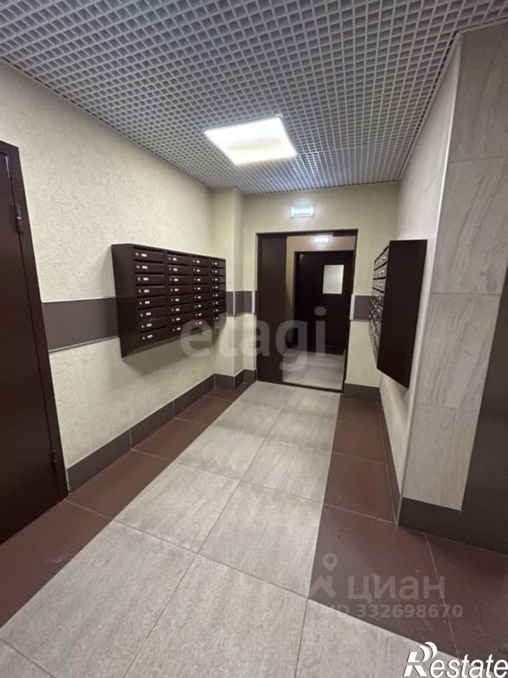 2-комн квартира улица Коренцова, 1,  д. 1