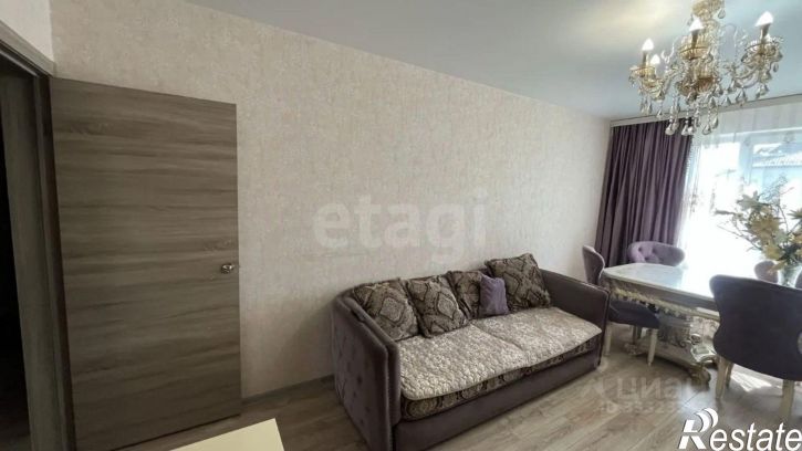 4-комн квартира улица Артамонова, 38Д,  д. 38Д