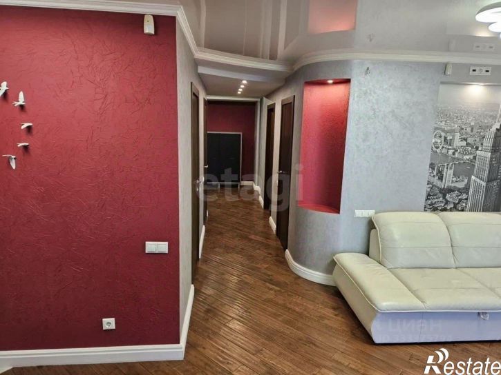3-комн квартира улица Ворошилова, 43,  д. 43