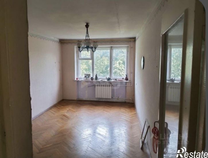 2-комн квартира улица Остужева, 42,  д. 42
