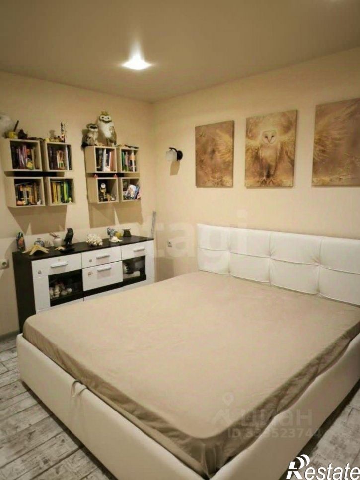3-комн квартира улица Антонова-Овсеенко, 33Б,  д. 33Б
