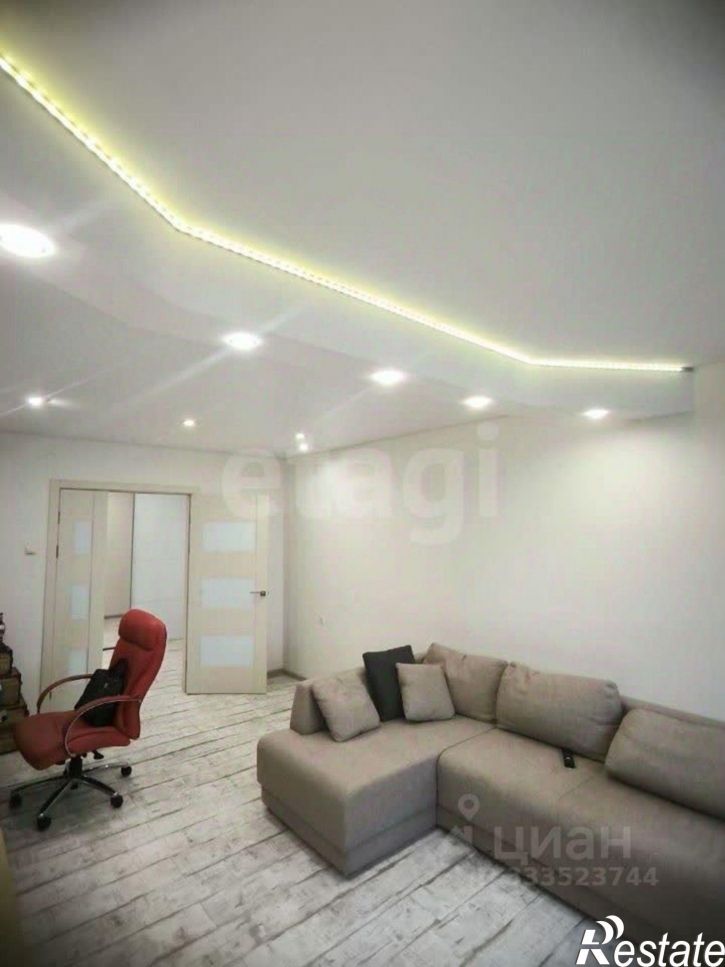 3-комн квартира улица Антонова-Овсеенко, 33Б,  д. 33Б