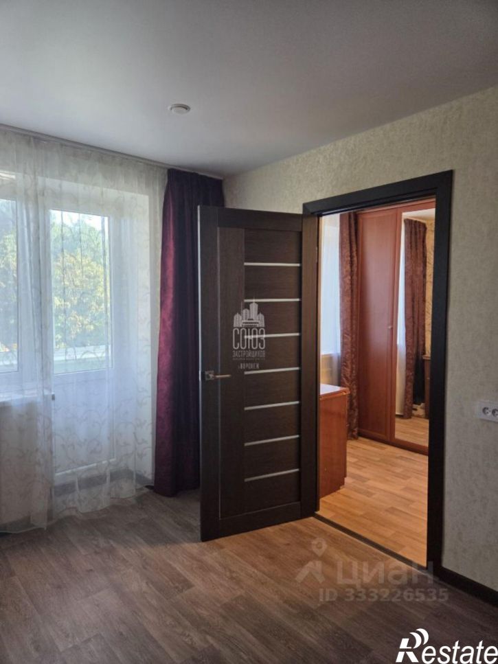 2-комн квартира улица Орджоникидзе, 8,  д. 8