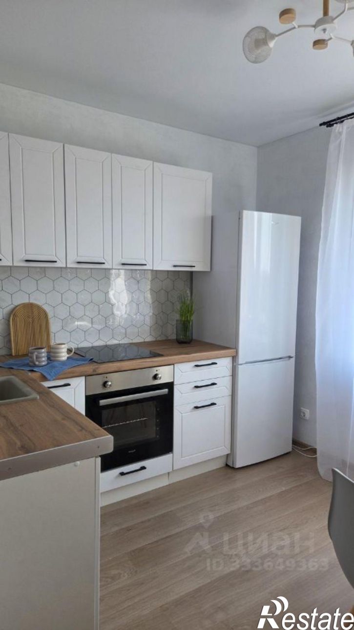 2-комн квартира проспект Труда, 72,  д. 72