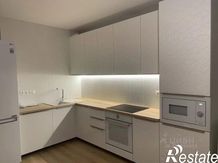 2-комн квартира улица Академика Конопатова, 15,  д. 15