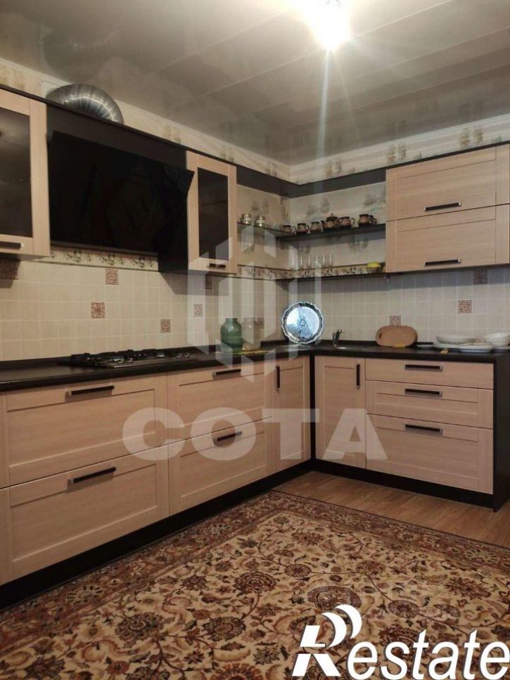 2-комн квартира улица Черняховского, 15А,  д. 15А