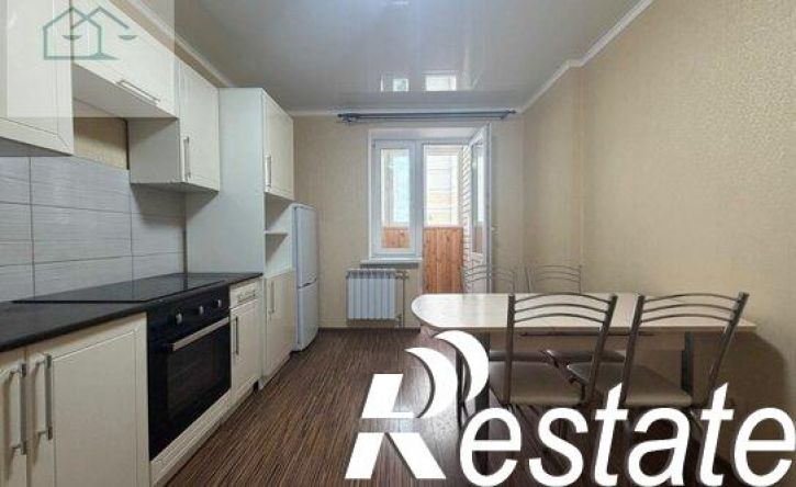 3-комн квартира улица Перевёрткина, 1/3,  д. 1/3