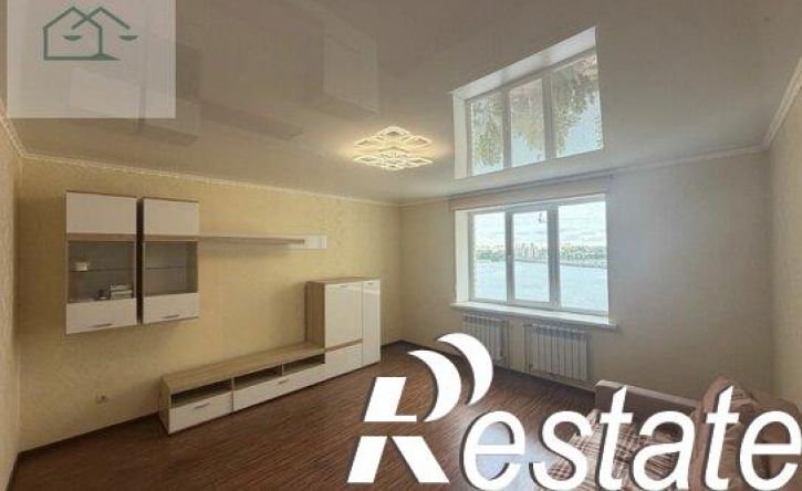 3-комн квартира улица Перевёрткина, 1/3,  д. 1/3