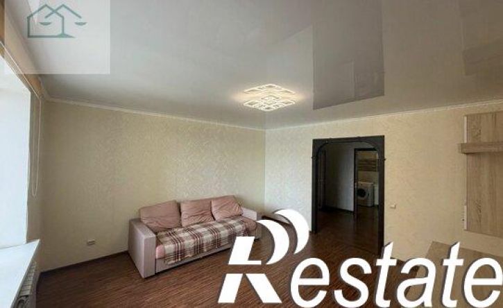 3-комн квартира улица Перевёрткина, 1/3,  д. 1/3