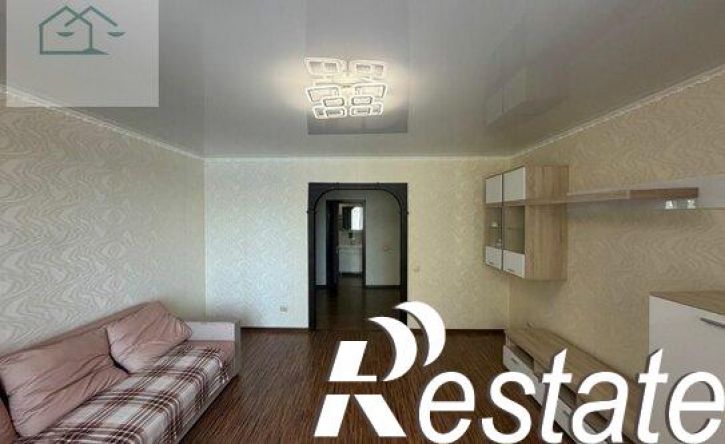 3-комн квартира улица Перевёрткина, 1/3,  д. 1/3