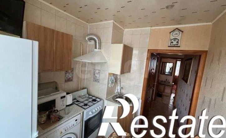 2-комн квартира улица Героев Стратосферы, 18,  д. 18