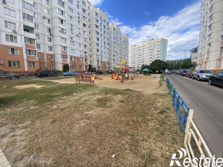 2-комн квартира улица 9 Января, 241/1,  д. 241/1