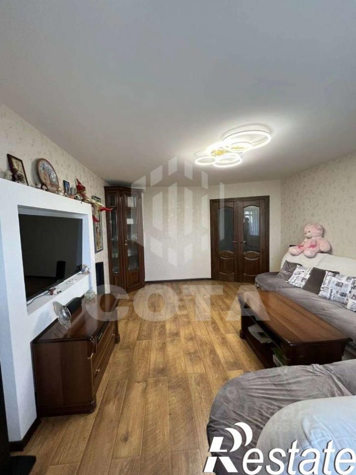 3-комн квартира улица Генерала Лизюкова, 76,  д. 76