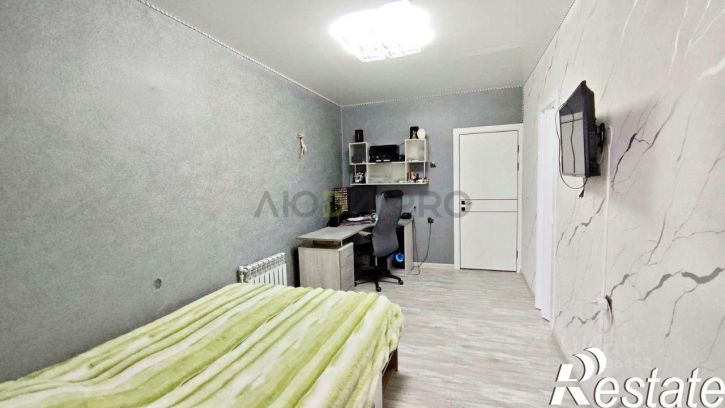 3-комн квартира улица Антонова-Овсеенко, 1,  д. 1